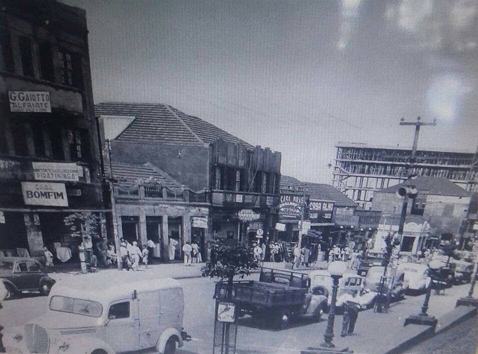 A avenida Paraná no final dos anos 1940