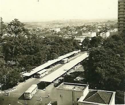 Terminal de ônibus no Bosque